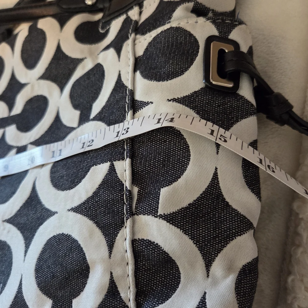 Coach Black and White Signature Purse OP Art - Picture 12 of 13